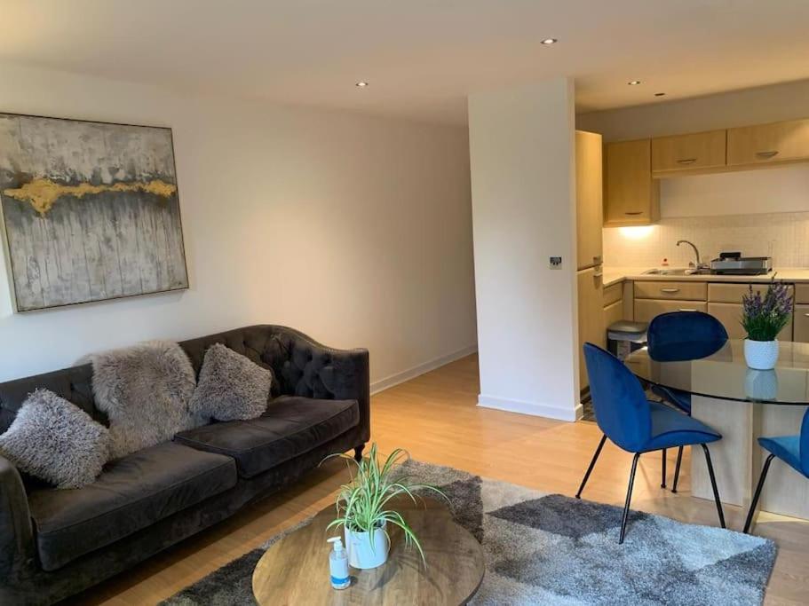 Brownberry Tree Serviced Apartment CBG Exterior photo